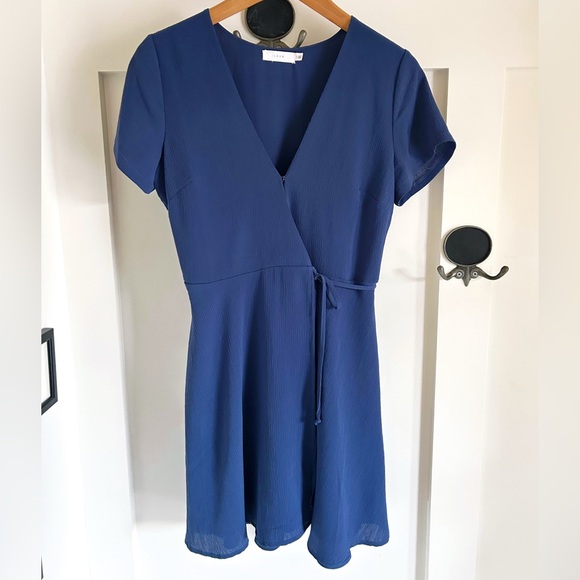 ⭕️SOLD Lush Blue Wrap Dress - Picture 1 of 4